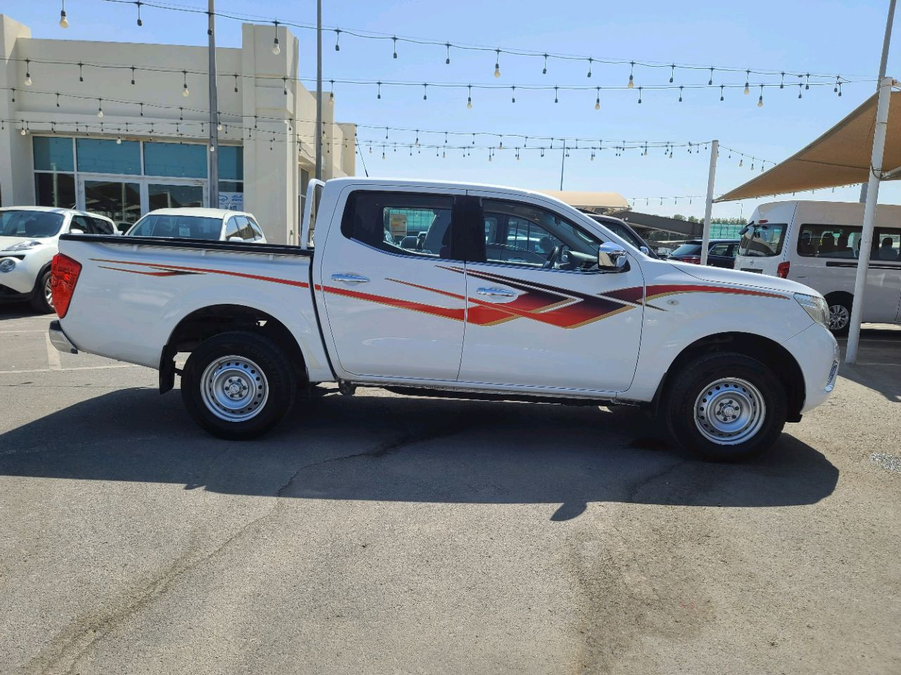 Nissan Navara - Image 4