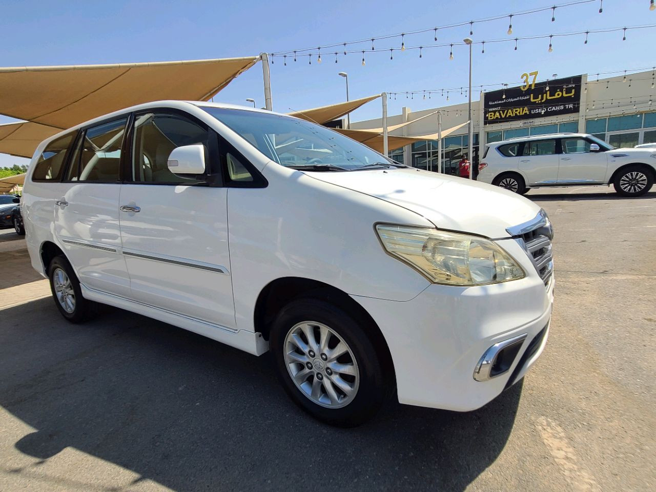 Toyota Innova - Image 6