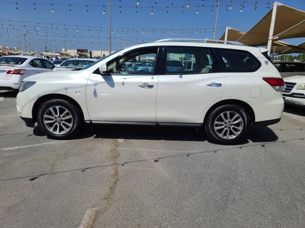 Nissan Pathfinder - Image 9