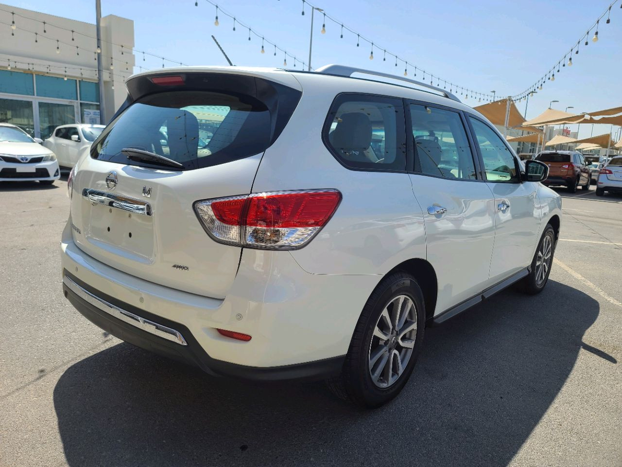 Nissan Pathfinder - Image 4