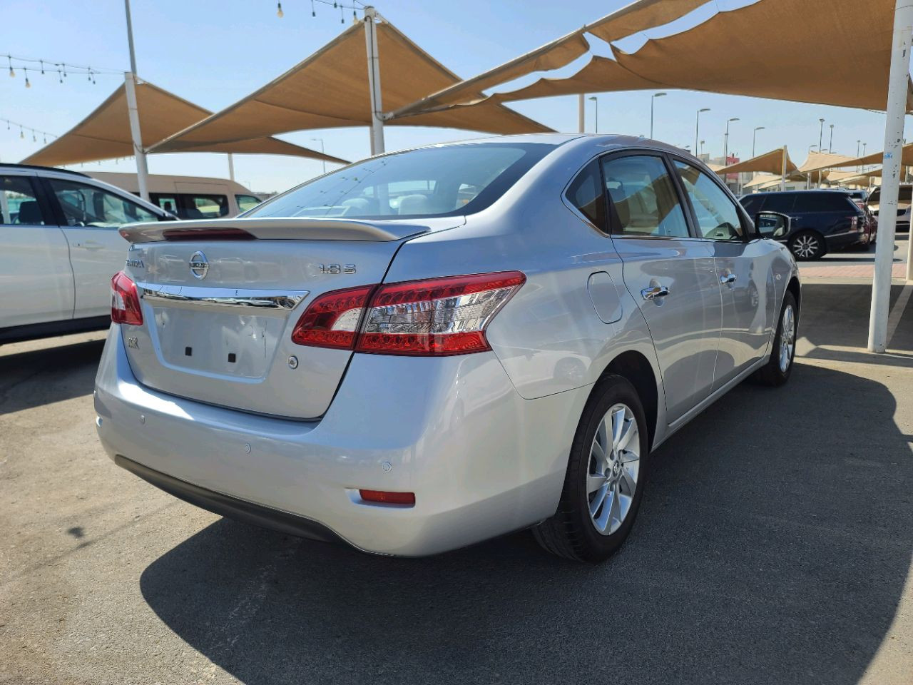 Nissan Sentra - Image 4