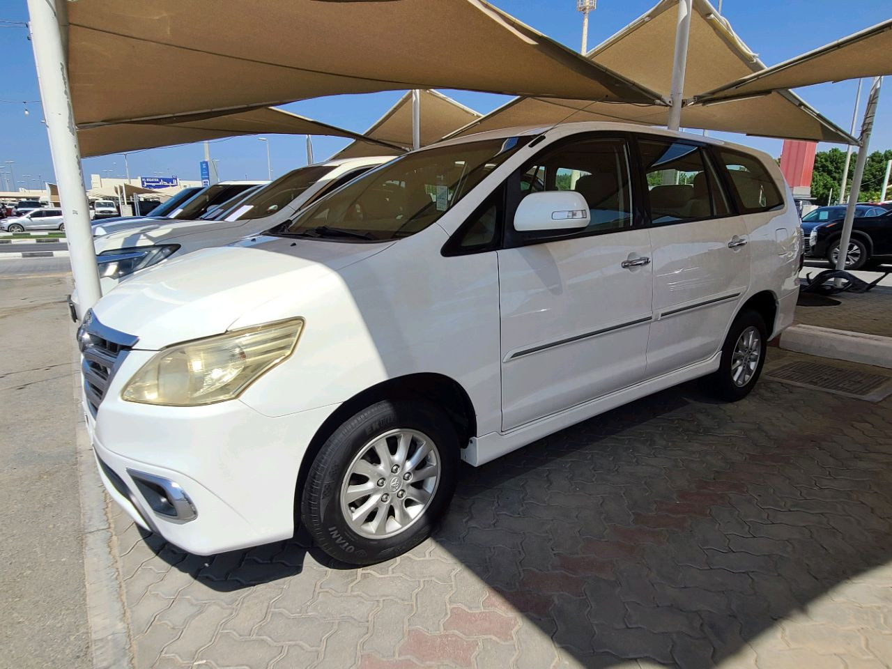Toyota Innova - Image 8