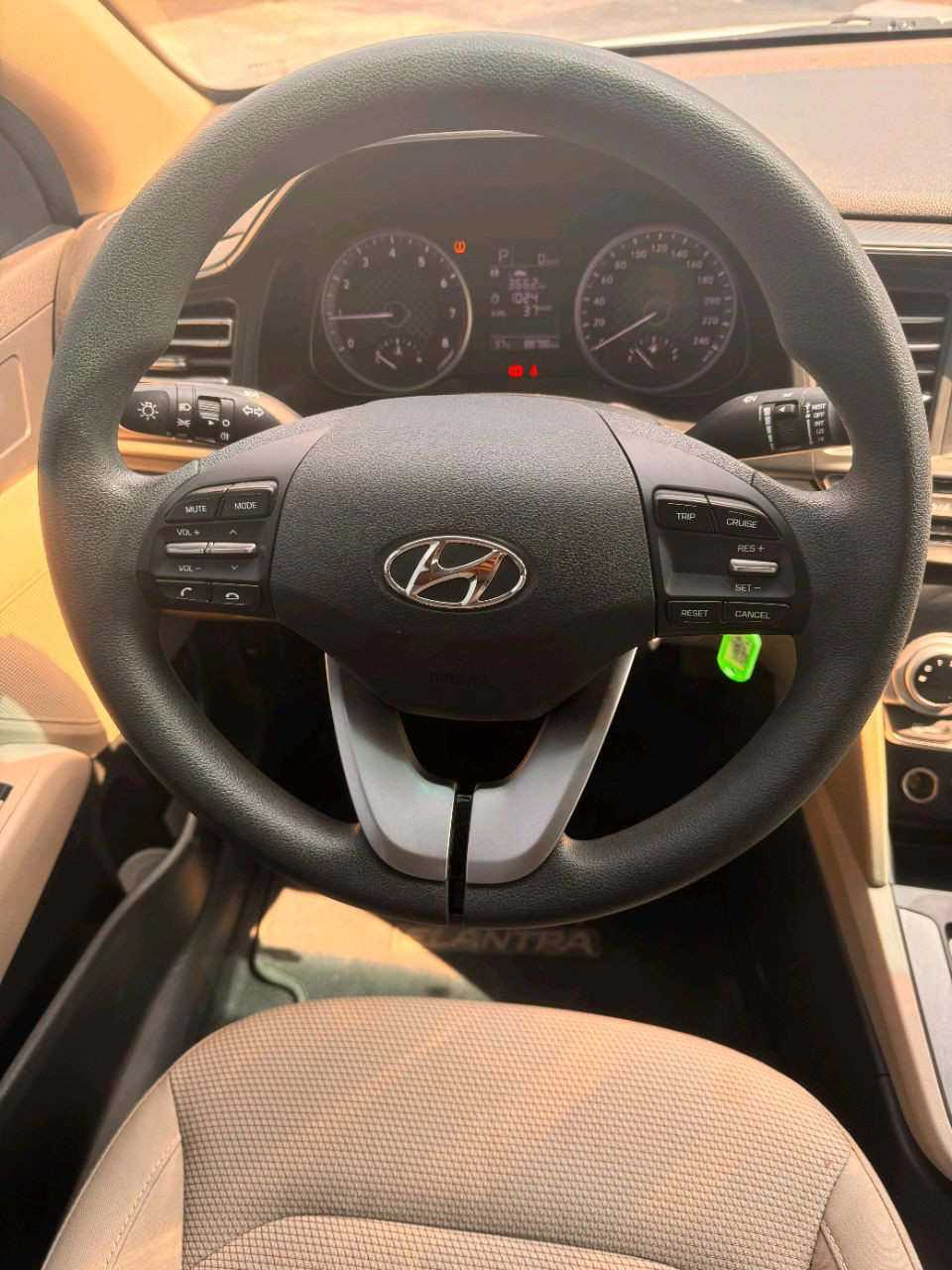 Hyundai Elantra - Image 6
