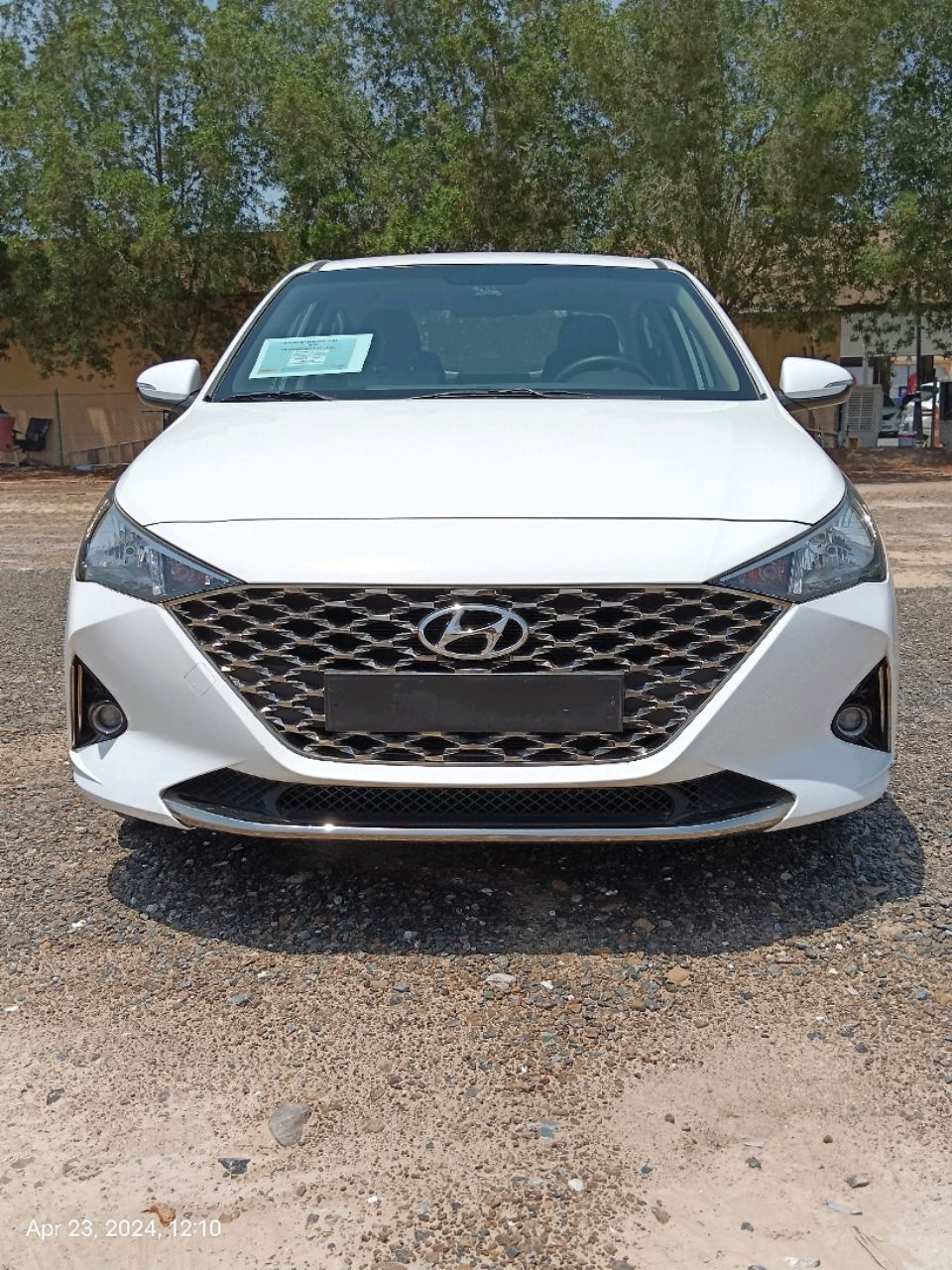 Hyundai Accent - Image 3