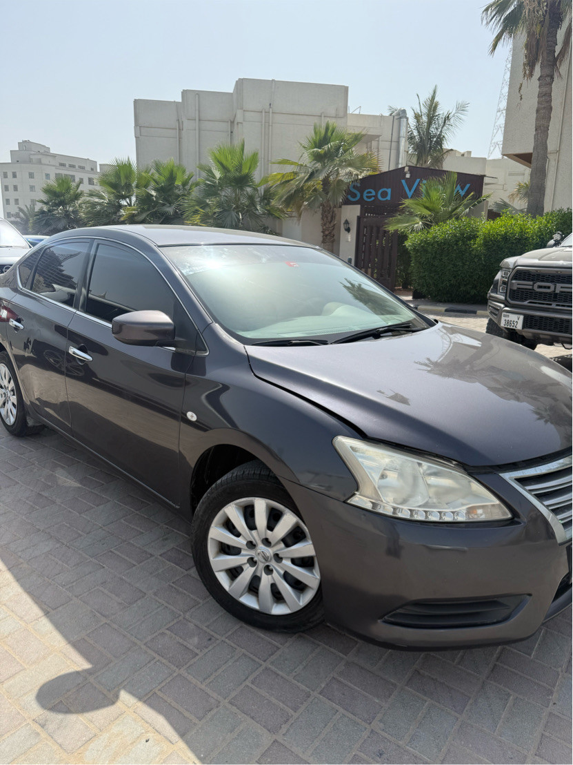 Nissan Sentra - Image 8