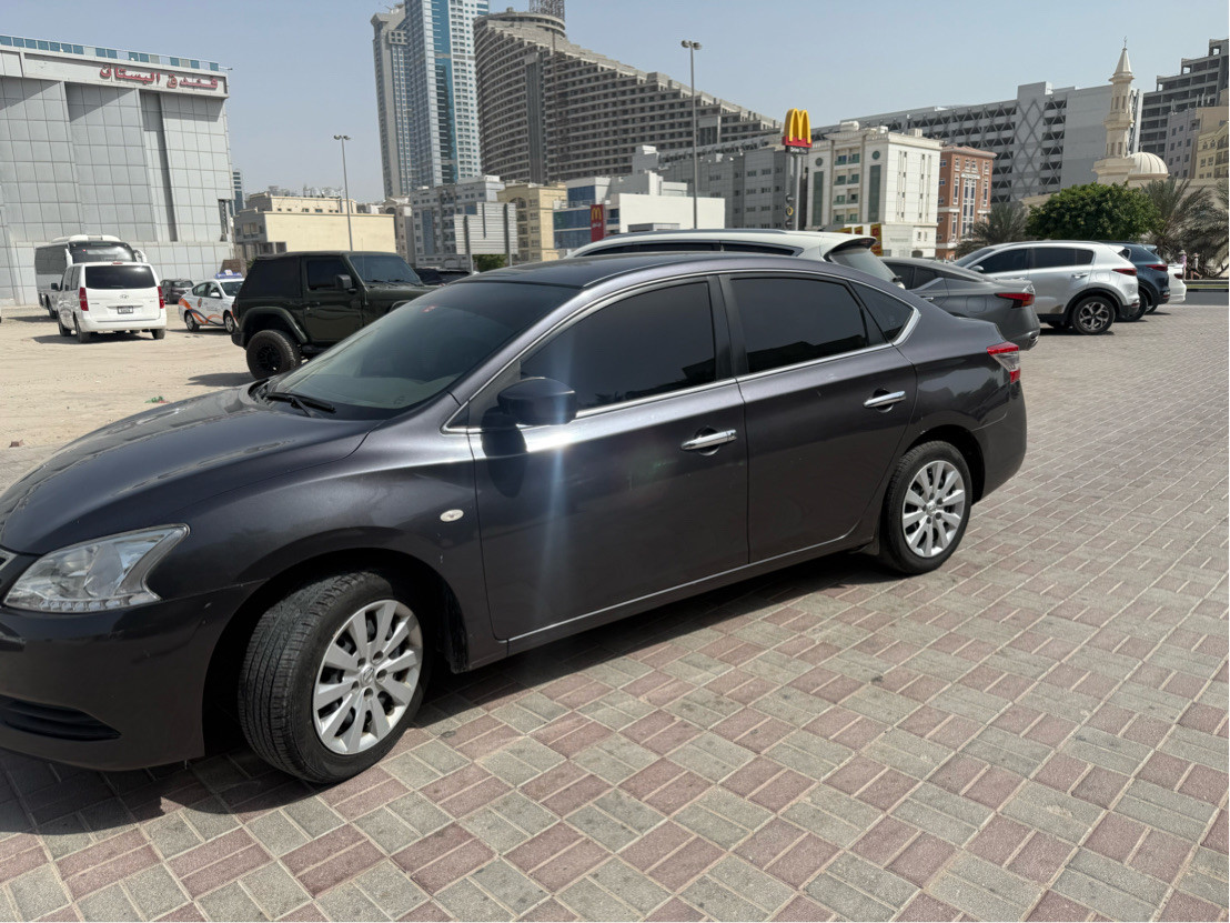 Nissan Sentra - Image 4