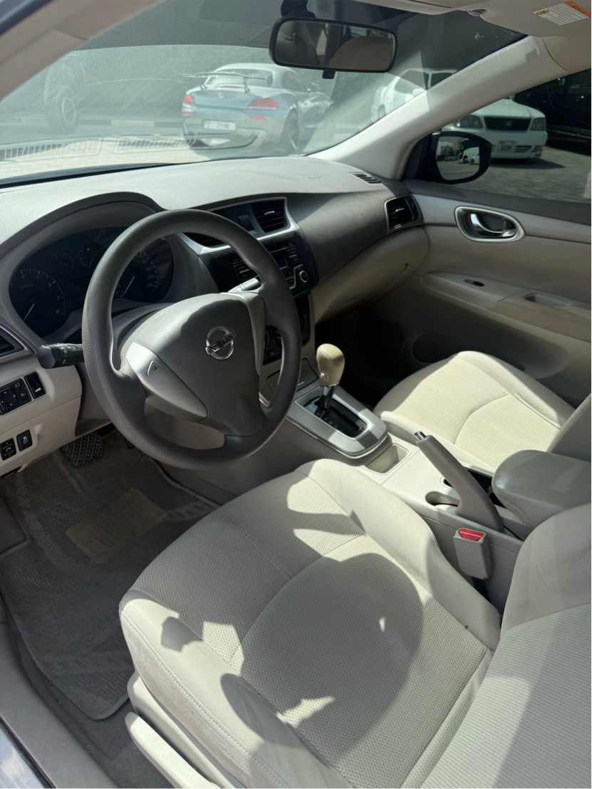 Nissan Sentra - Image 9