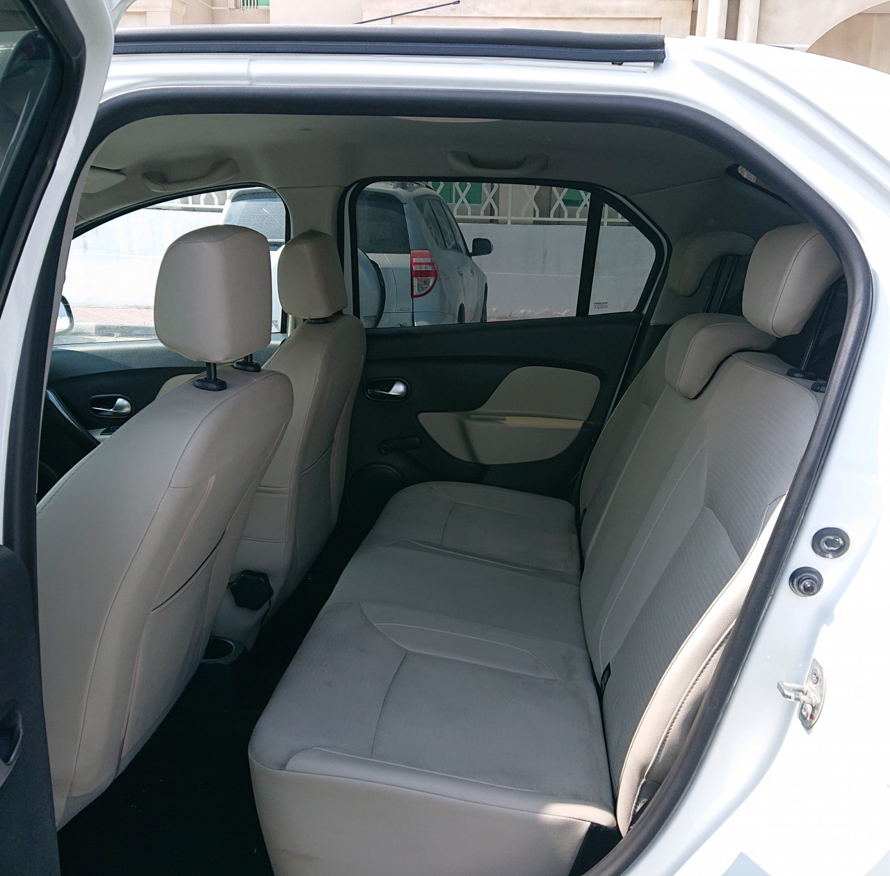 Renault Captur - Image 9