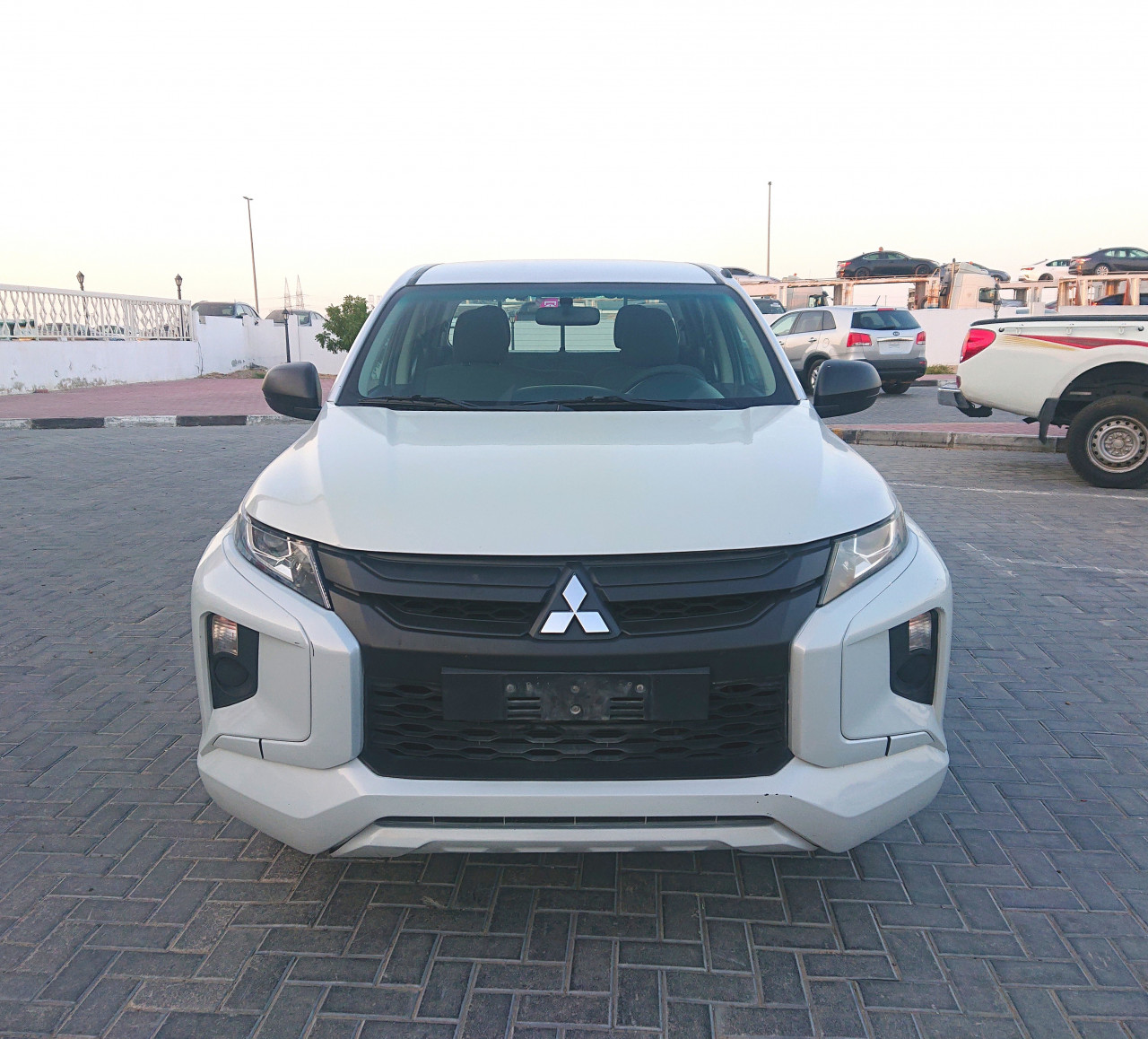 Mitsubishi L200 - Image 7
