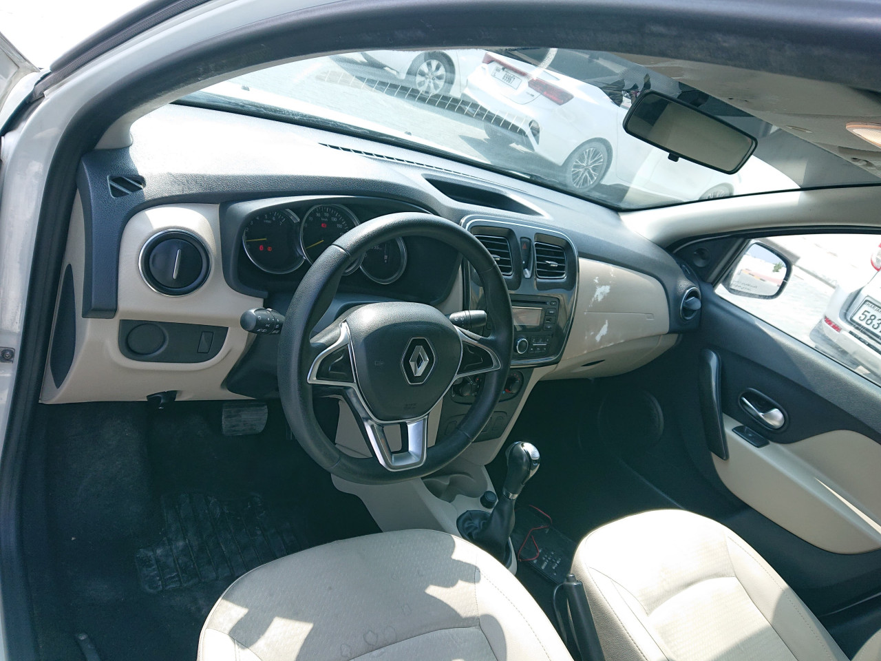 Renault Captur - Image 11