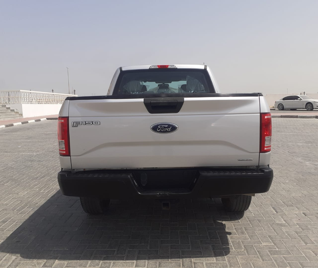 Ford F-Series Pickup - Image 9