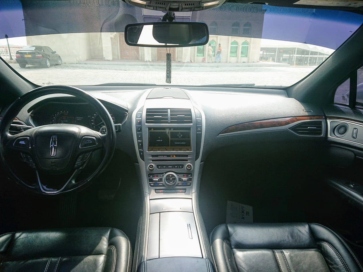 Lincoln MKZ - Image 13