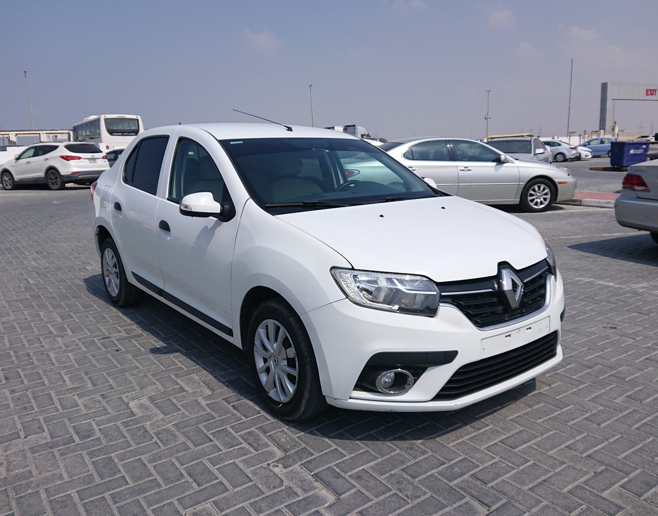 Renault Captur - Image 3