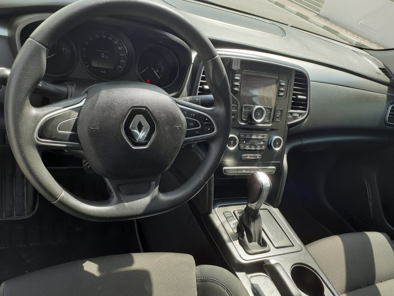 Renault Talisman - Image 12