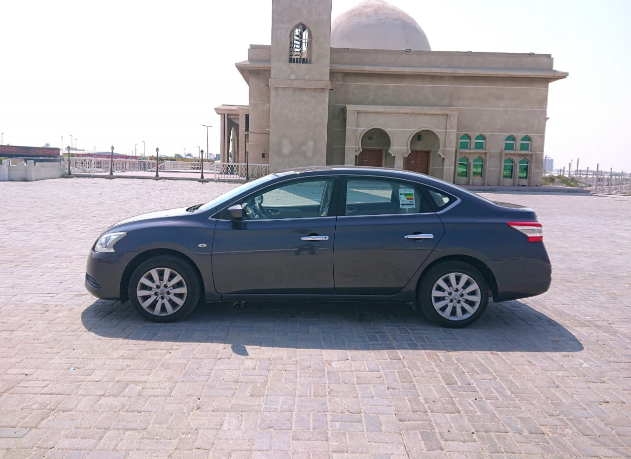 Nissan Sentra - Image 4