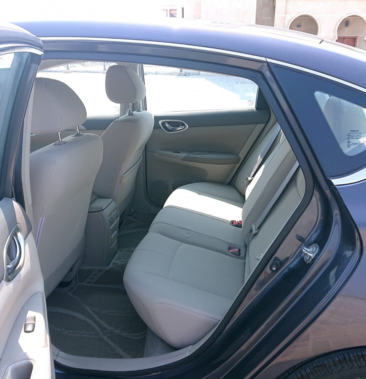 Nissan Sentra - Image 12