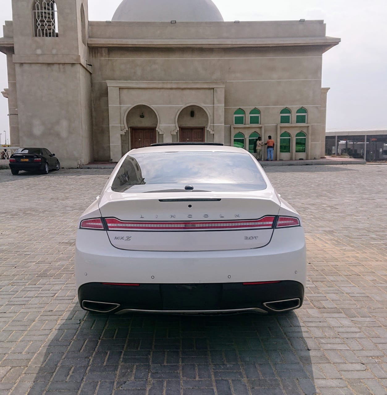 Lincoln MKZ - Image 8