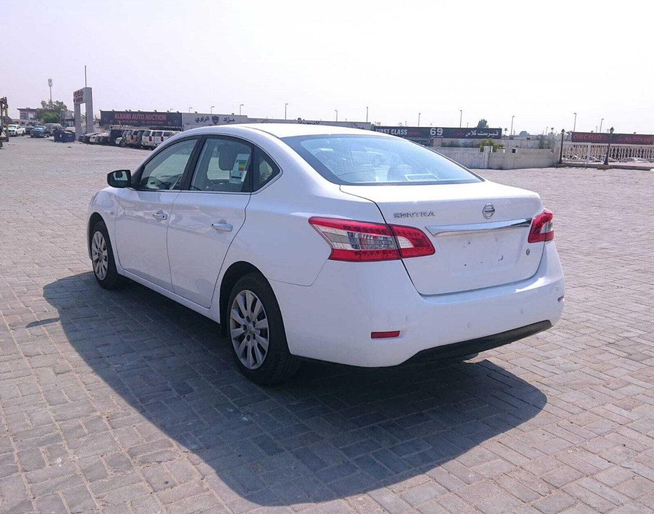 Nissan Sentra - Image 10