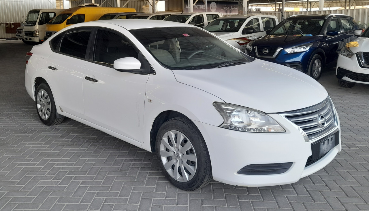 Nissan Sentra - Image 4