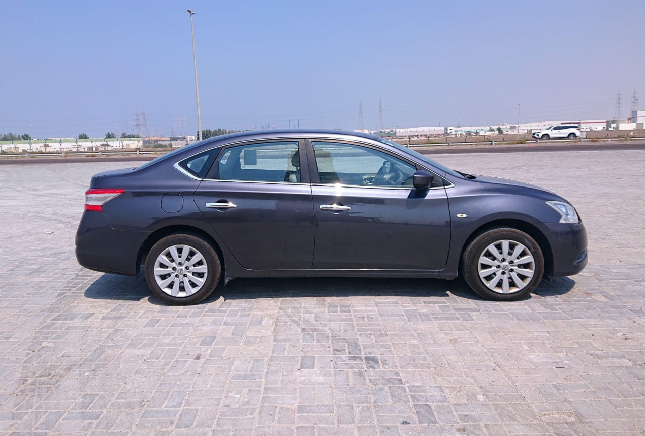 Nissan Sentra - Image 5