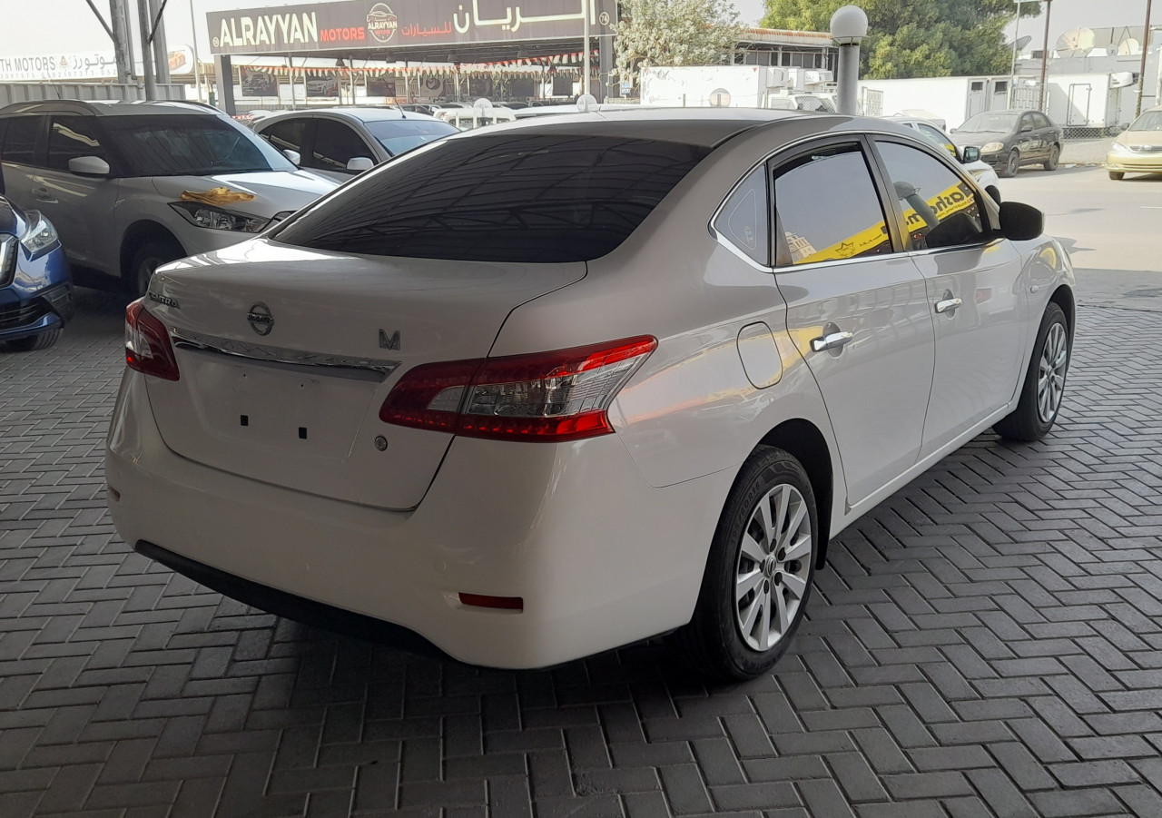 Nissan Sentra - Image 6