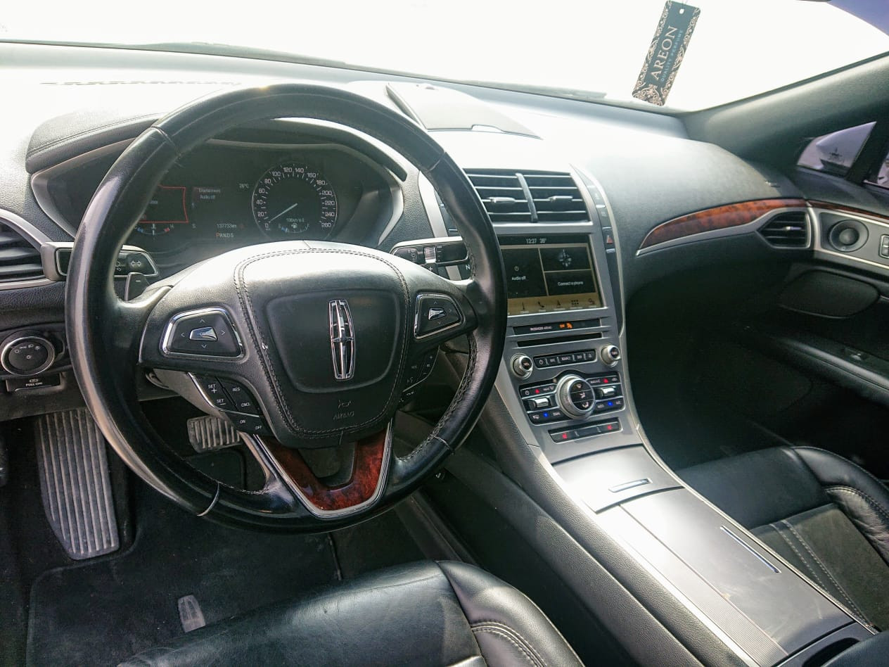 Lincoln MKZ - Image 14