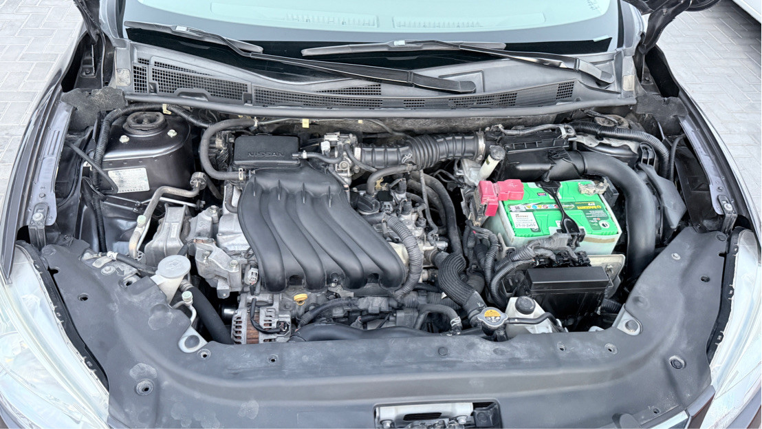 Nissan Sentra - Image 12