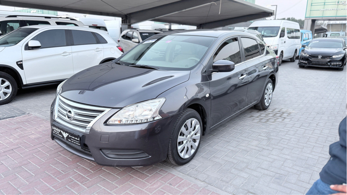 Nissan Sentra - Image 4
