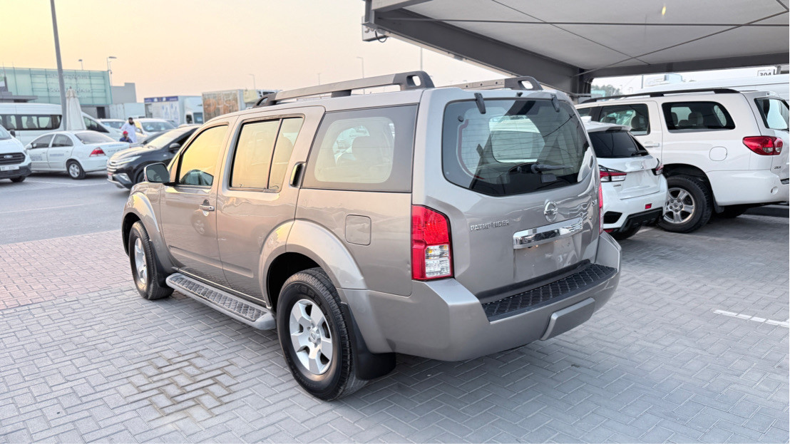 Nissan Pathfinder - Image 4