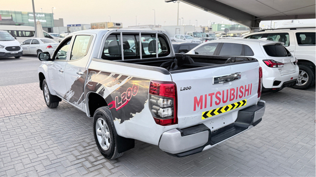 Mitsubishi L200 - Image 4