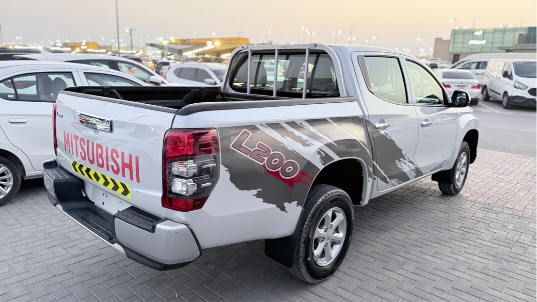 Mitsubishi L200 - Image 3
