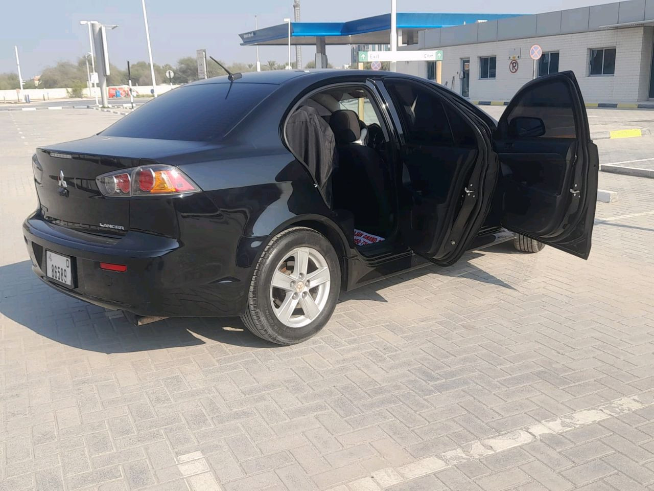Mitsubishi Lancer - Image 5