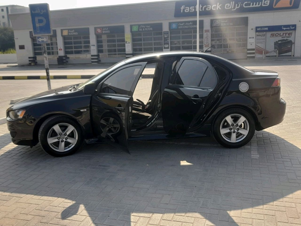 Mitsubishi Lancer - Image 9