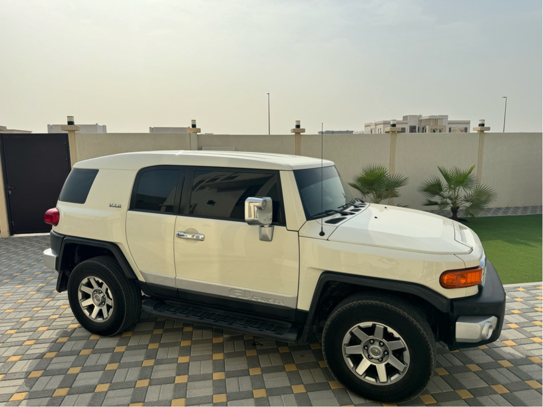 Toyota FJ Cruiser - Image 6