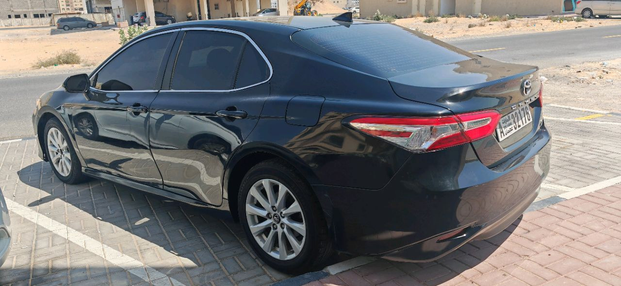 Toyota Camry - Image 9