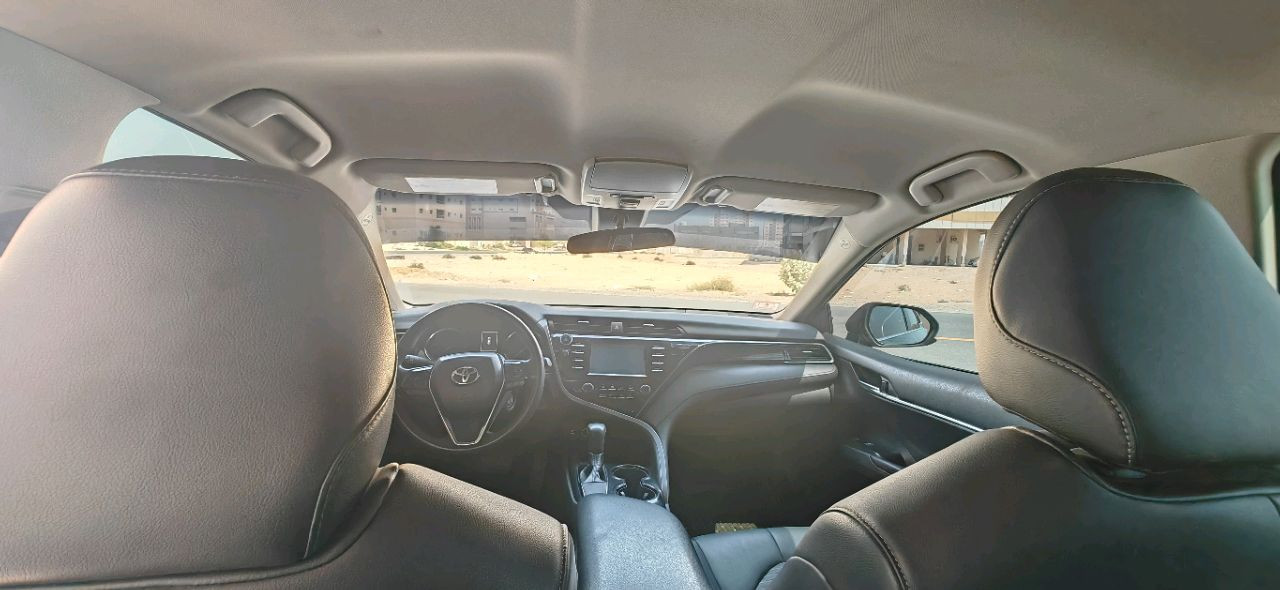 Toyota Camry - Image 6