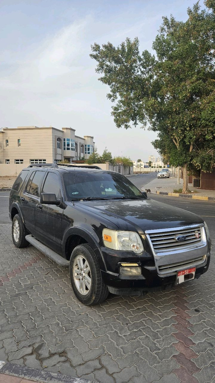 Ford Explorer - Image 7