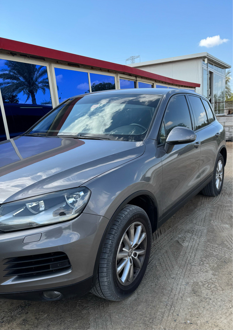 Volkswagen Touareg - Image 6
