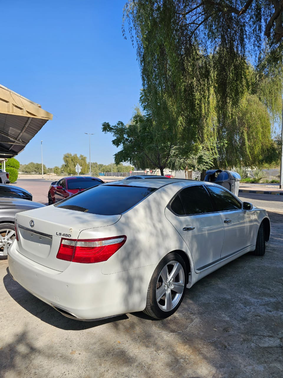 Lexus LS-Series - Image 8
