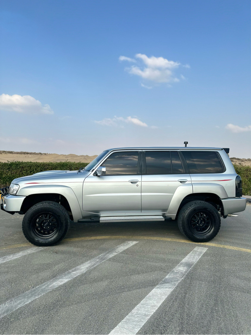 Nissan Safari - Image 9