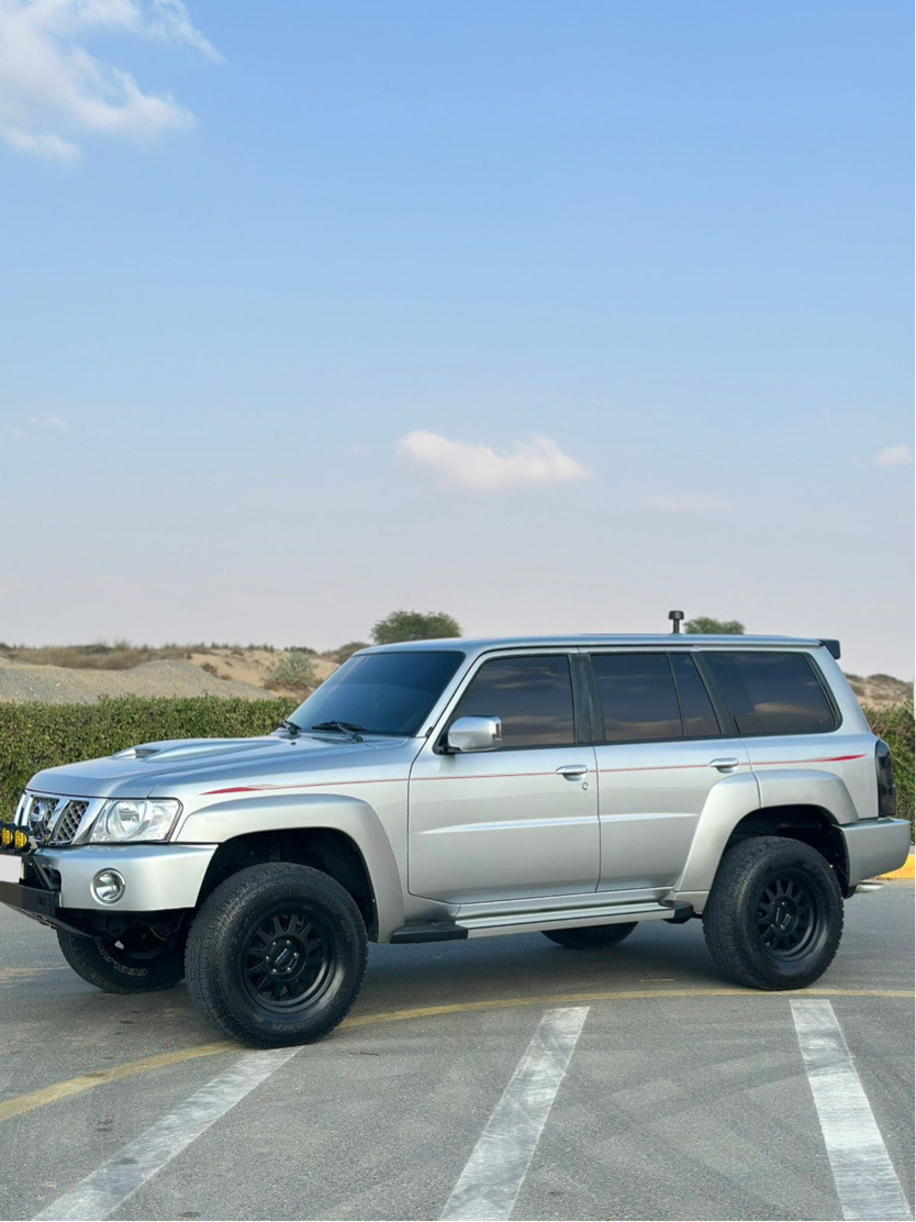 Nissan Safari - Image 8