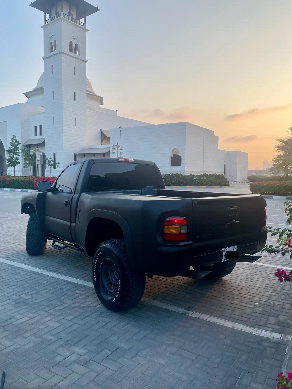 Chevrolet Silverado - Image 5