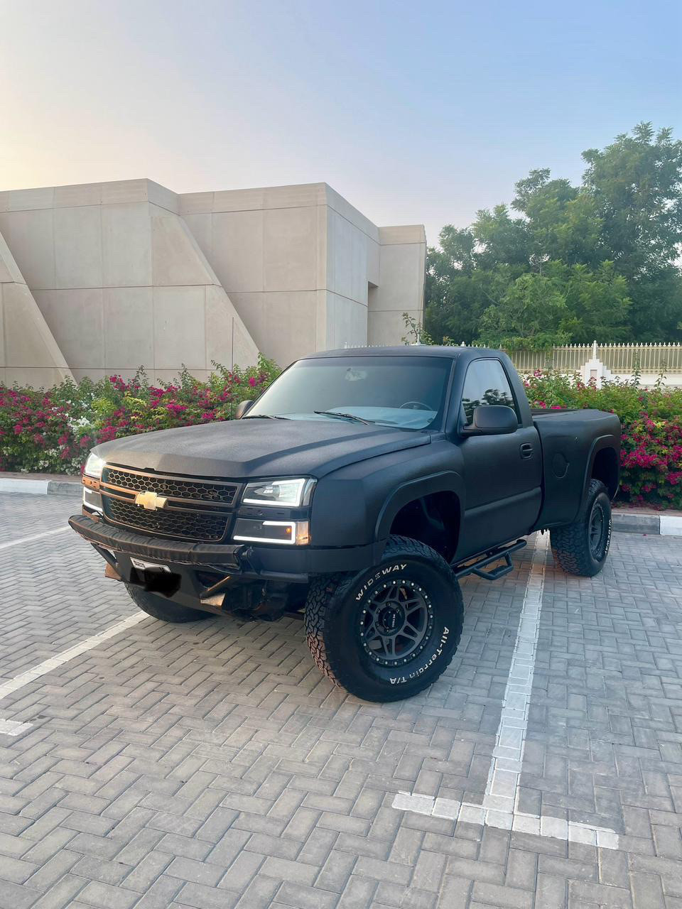 Chevrolet Silverado - Image 3