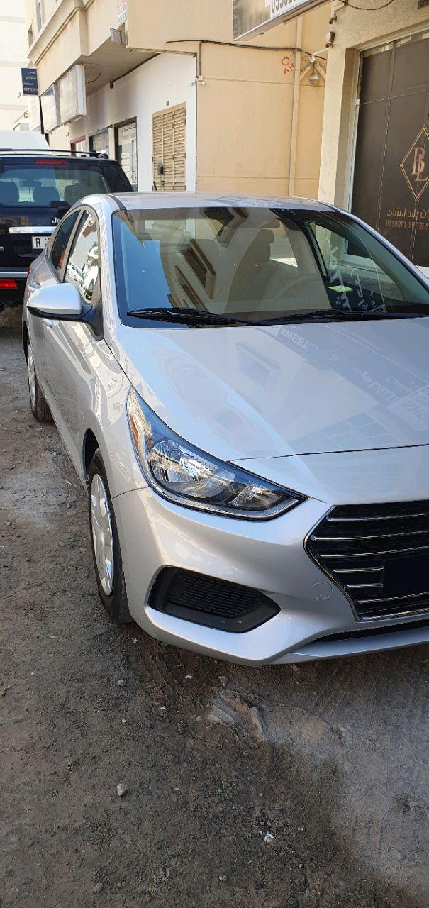 Hyundai Accent - Image 4