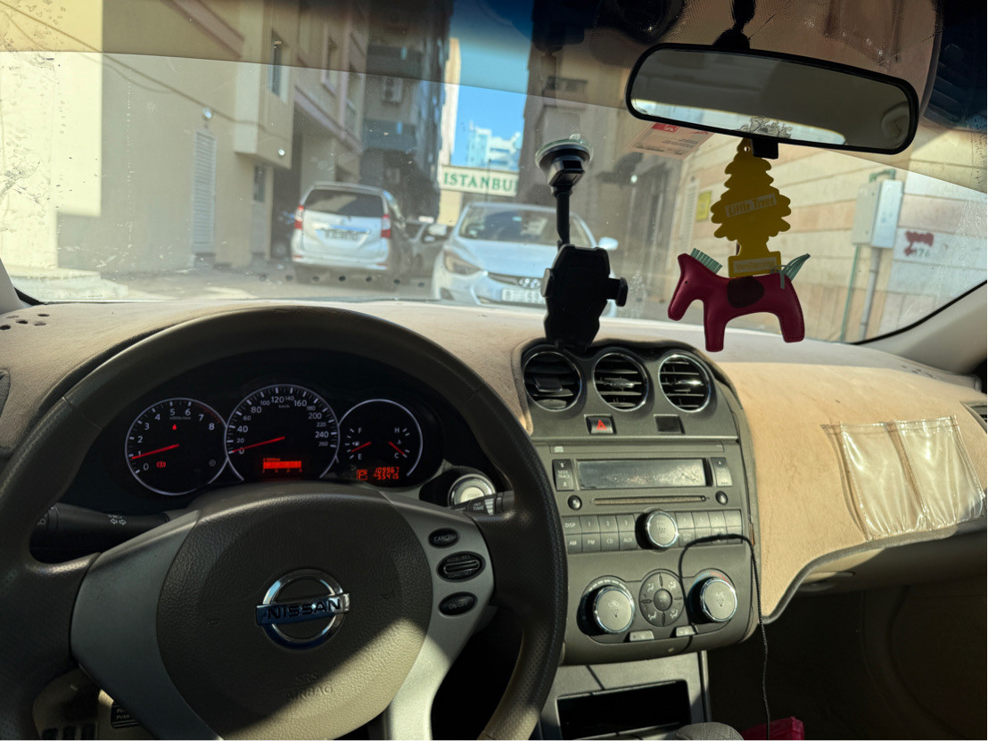 Nissan Altima - Image 7