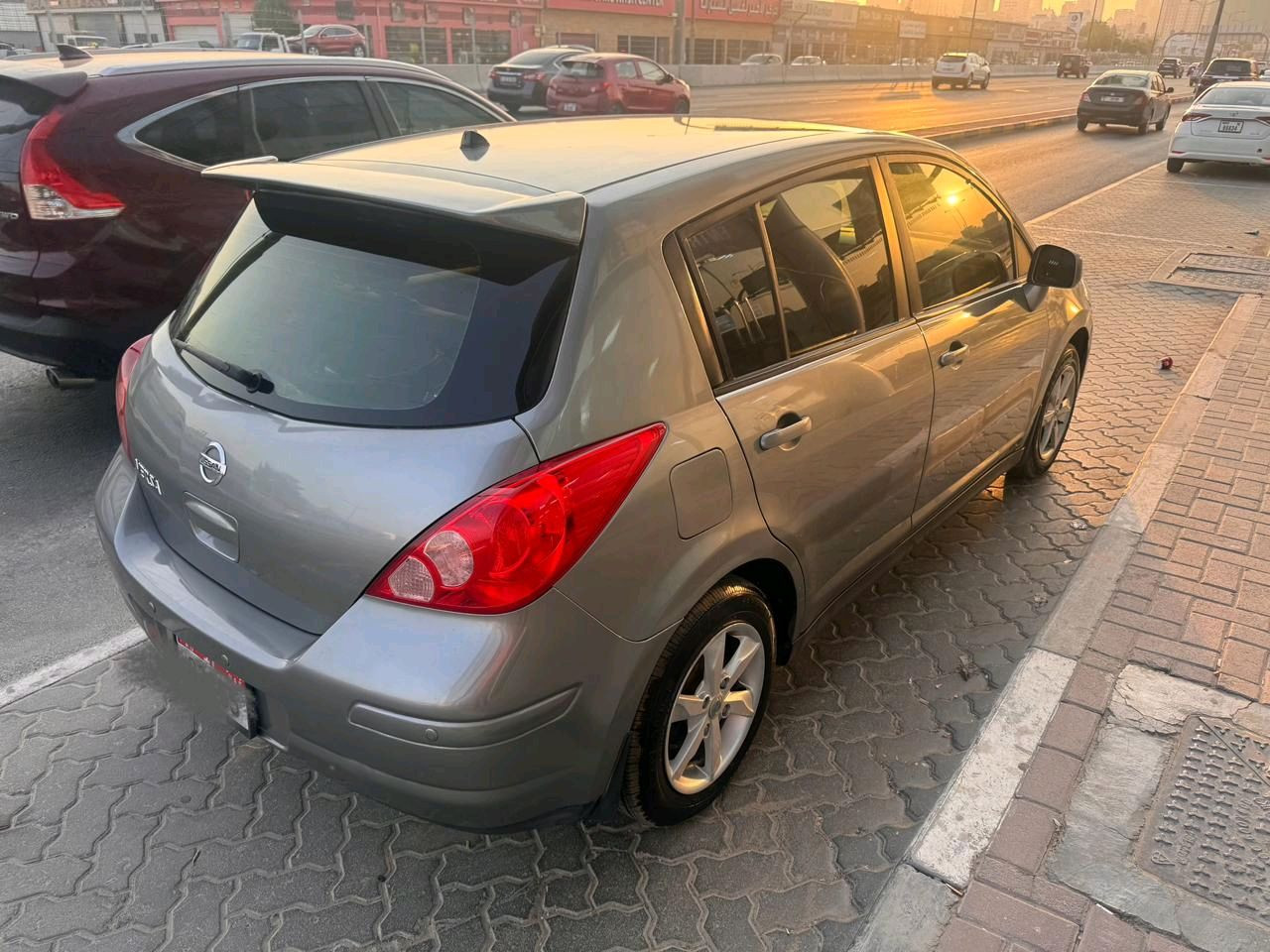Nissan Versa - Image 5