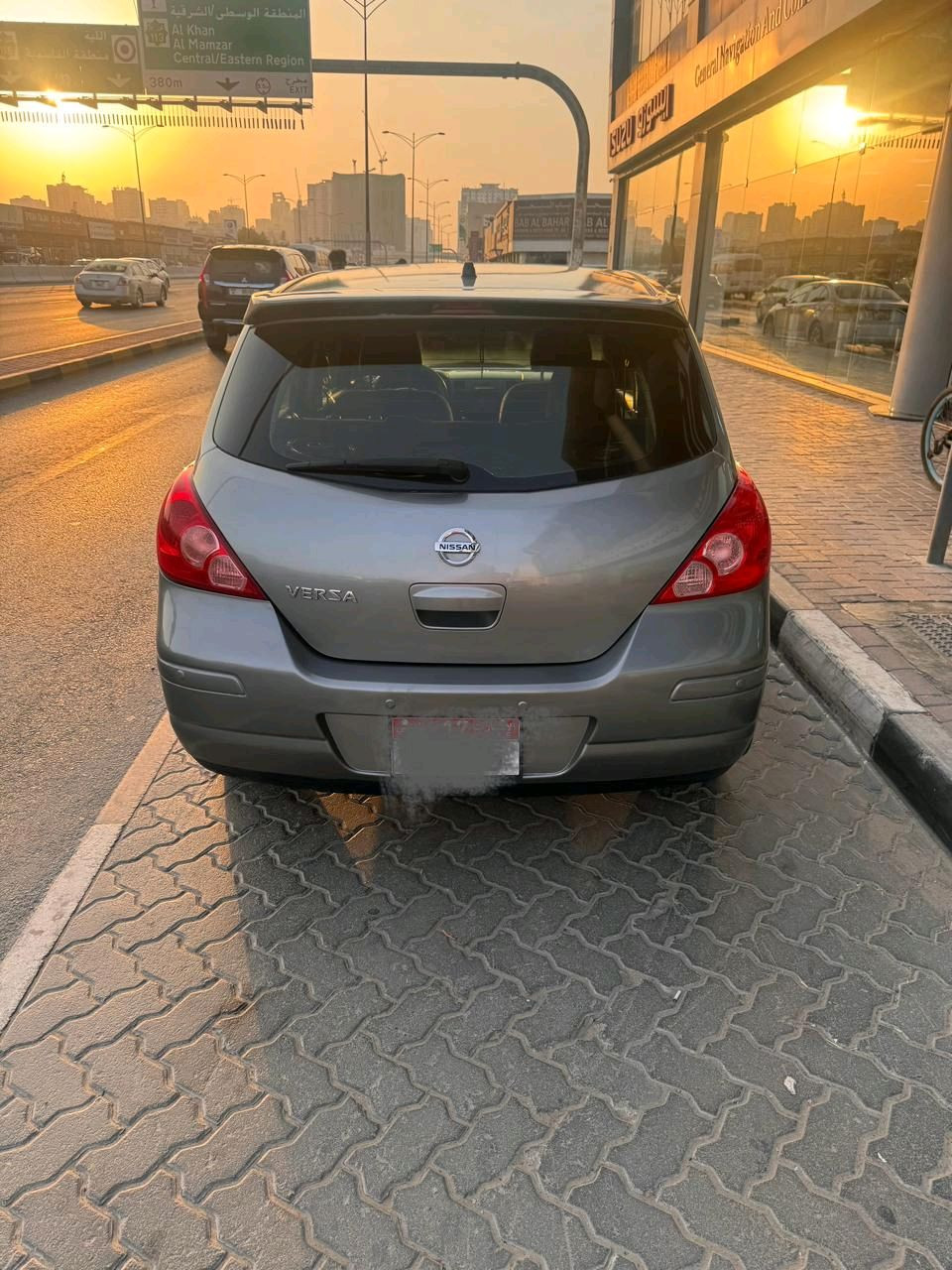 Nissan Versa - Image 6