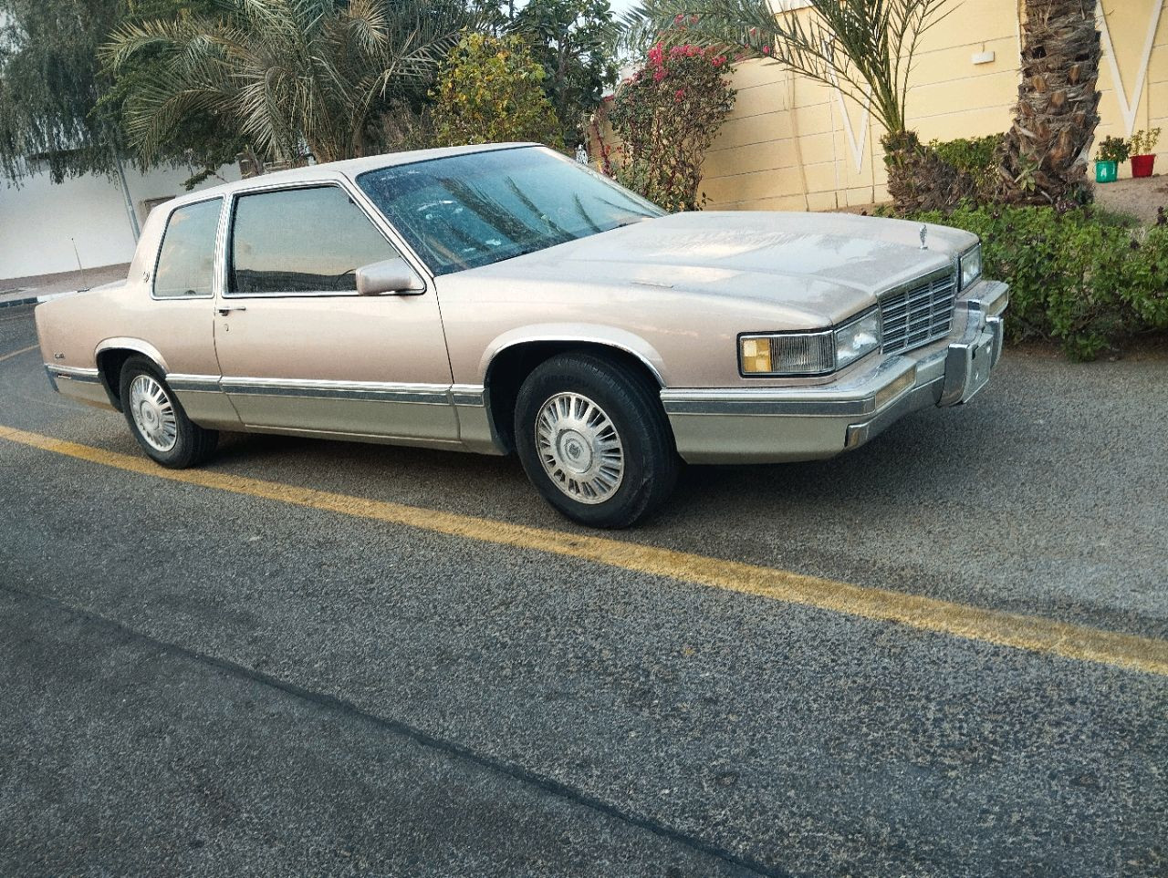 Cadillac DTS/DeVille