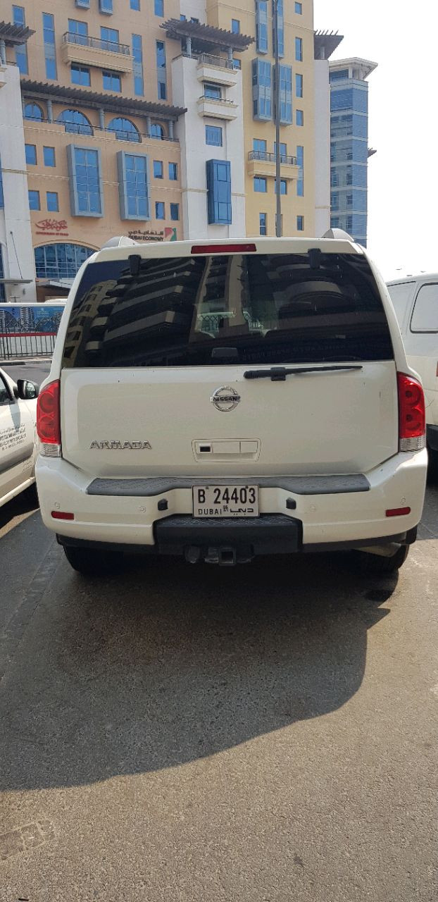 Nissan Armada - Image 4