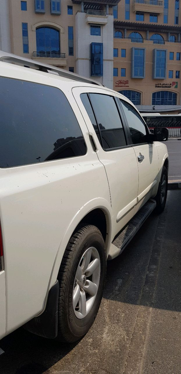 Nissan Armada - Image 6
